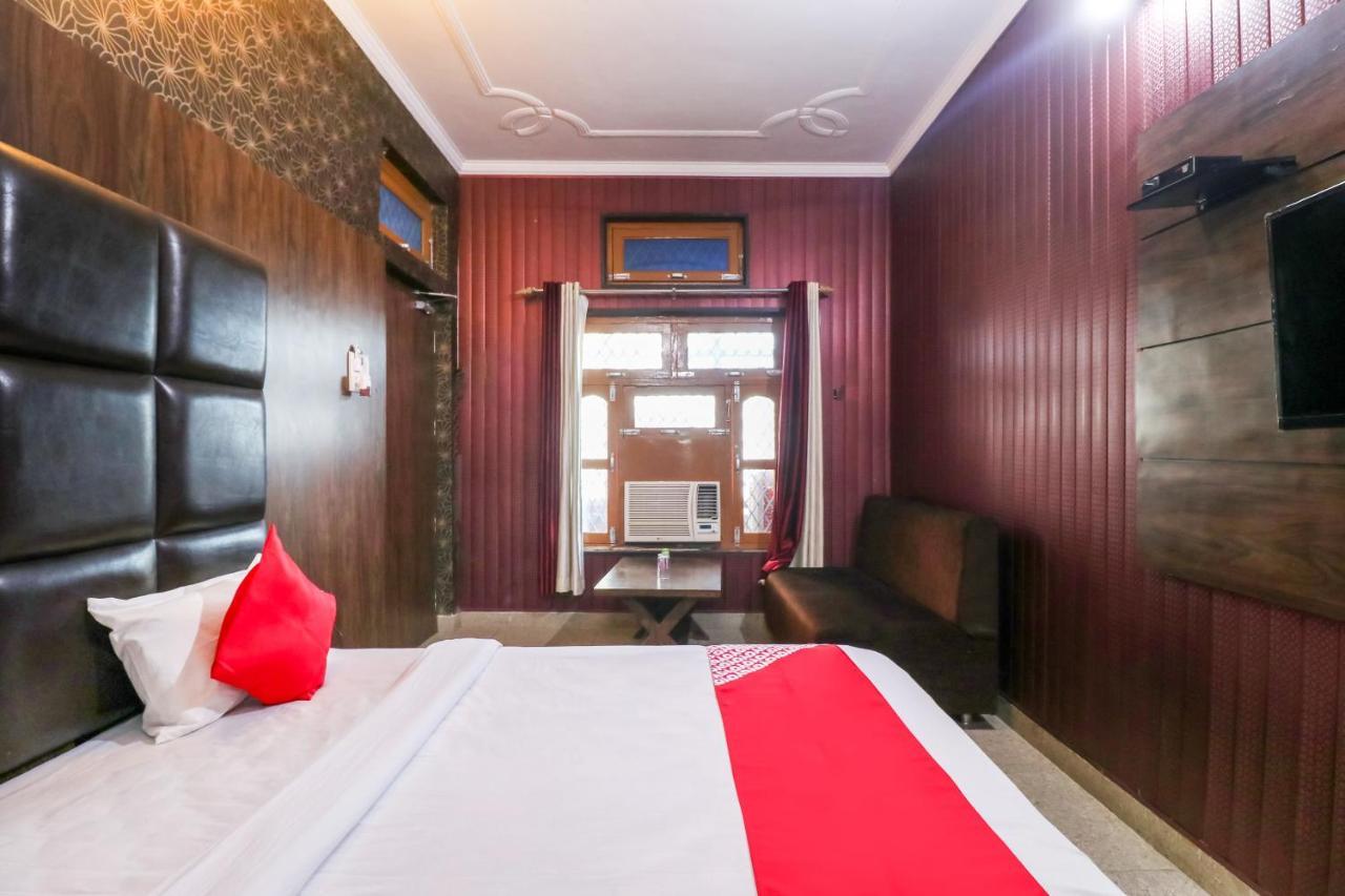 Oyo 6908 Hotel Royal City Āzamgarh Zewnętrze zdjęcie