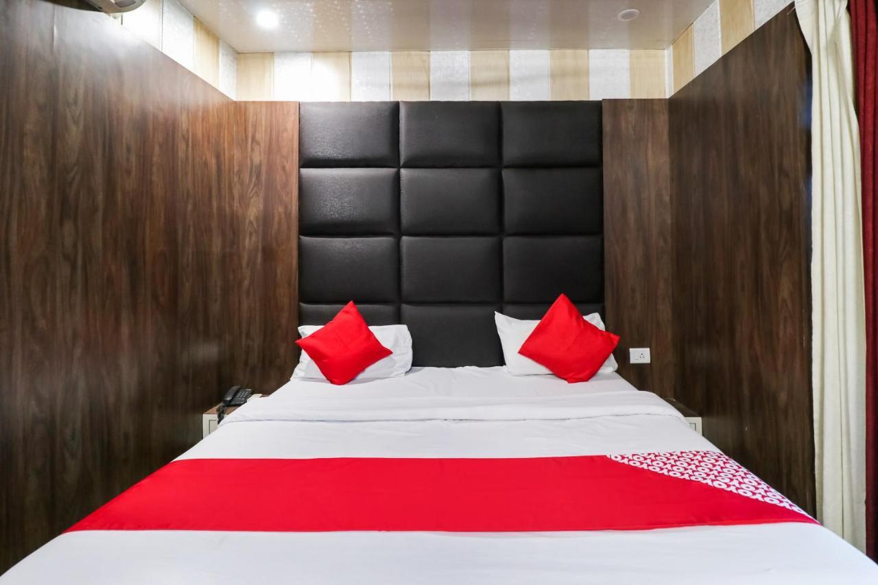 Oyo 6908 Hotel Royal City Āzamgarh Zewnętrze zdjęcie