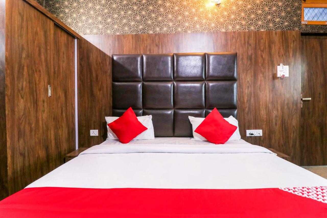 Oyo 6908 Hotel Royal City Āzamgarh Zewnętrze zdjęcie